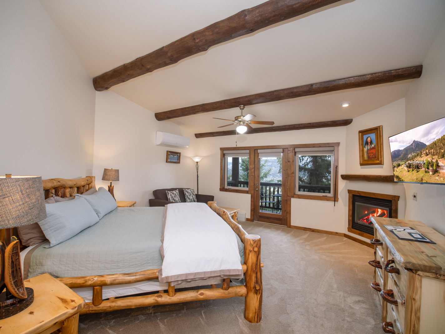 Buckskin Charlie J jacuzzi Suite at the Taharaa Mountain Lodge in Estes Park Colorado 