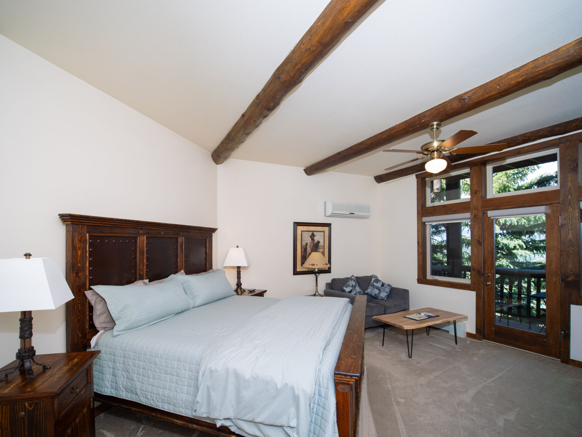 Stetson Jacuzzi Suite at the Taharaa Mountain Lodge in Estes Park Colorado 